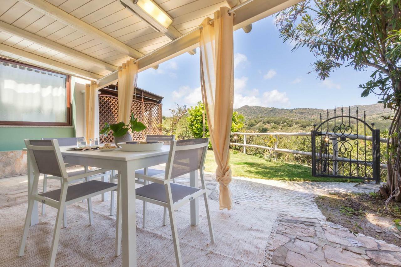 Villa Luna - Vacanza A Villasimius Vicino Alle Spiagge Piu Rinomate Della Costa Exteriör bild